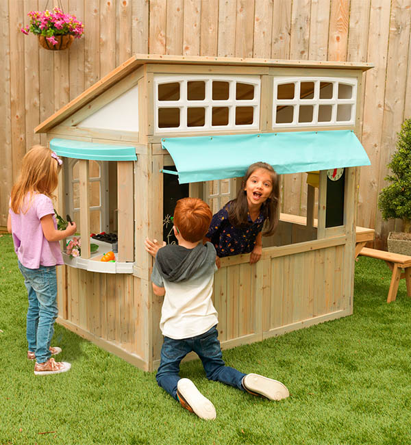 Детский деревянный домик с кухней, столом и скамейкой PR-29