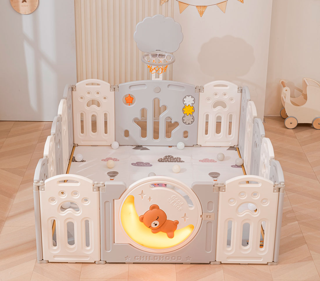 Манеж детский "Делюкс" с баскетбольным кольцом и ковриком, размер 150x180 cм, цвет серый UN-23