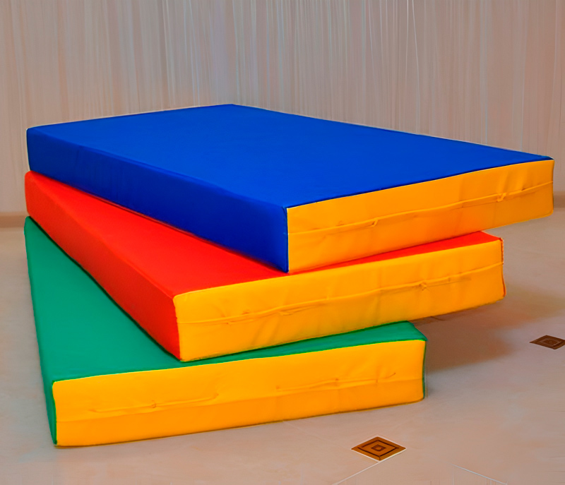 Почему мат обычно не входит в комплект