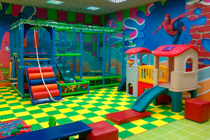 Детская игровая комната в фитнес-клубе