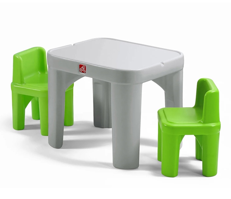 Столик со стульями из пластика STP114