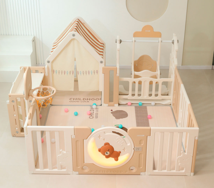 Манеж детский "Делюкс" с игровым домиком, баскетбольной стойкой, доской для рисования, качелями + место для хранения игрушек, размер 180 x 200 см, цвет бежевый UN-21