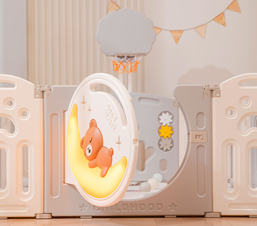 Манеж детский "Делюкс" с баскетбольным кольцом и ковриком, размер 150x180 cм, цвет серый UN-23