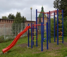 Детский спортивный комплекс с пластиковой горкой для улицы ДЮ72