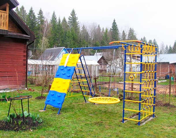 Детский комплекс для дачи со скалодромом и качелями-гнездо 66ВК