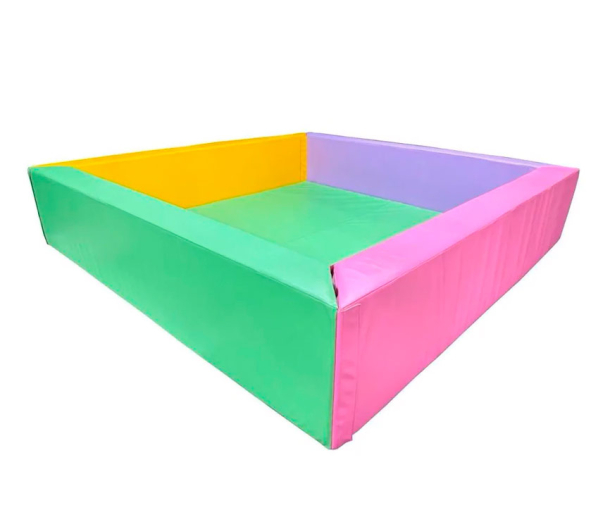 Сухой бассейн квадратный, размеры от 100*100*40см до 150*150*40 см, пастель ЛА696
