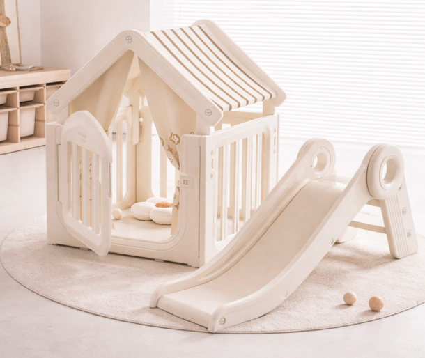 Домик детский "Casa Bianca" и горка "Bambino", цвет белый VT-554